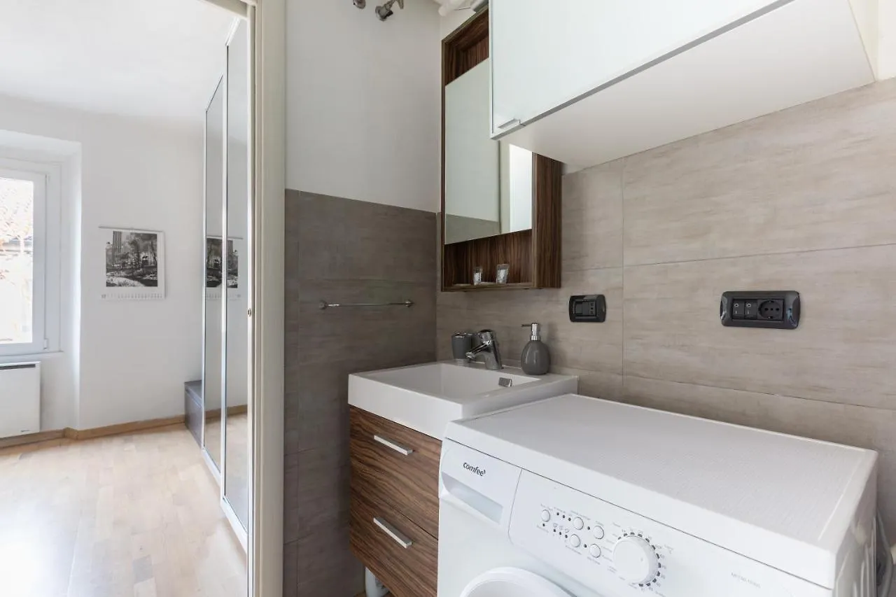 Ernest Nice Apartment Milan