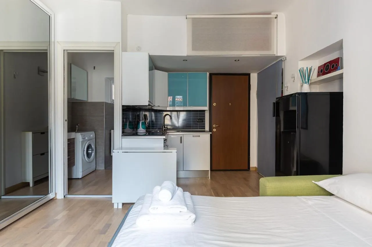 Ernest Nice Apartment Milan