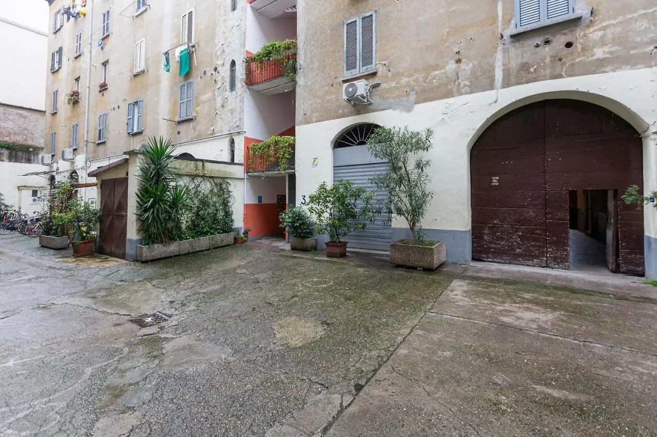 Ernest Nice Apartment Milan Italy